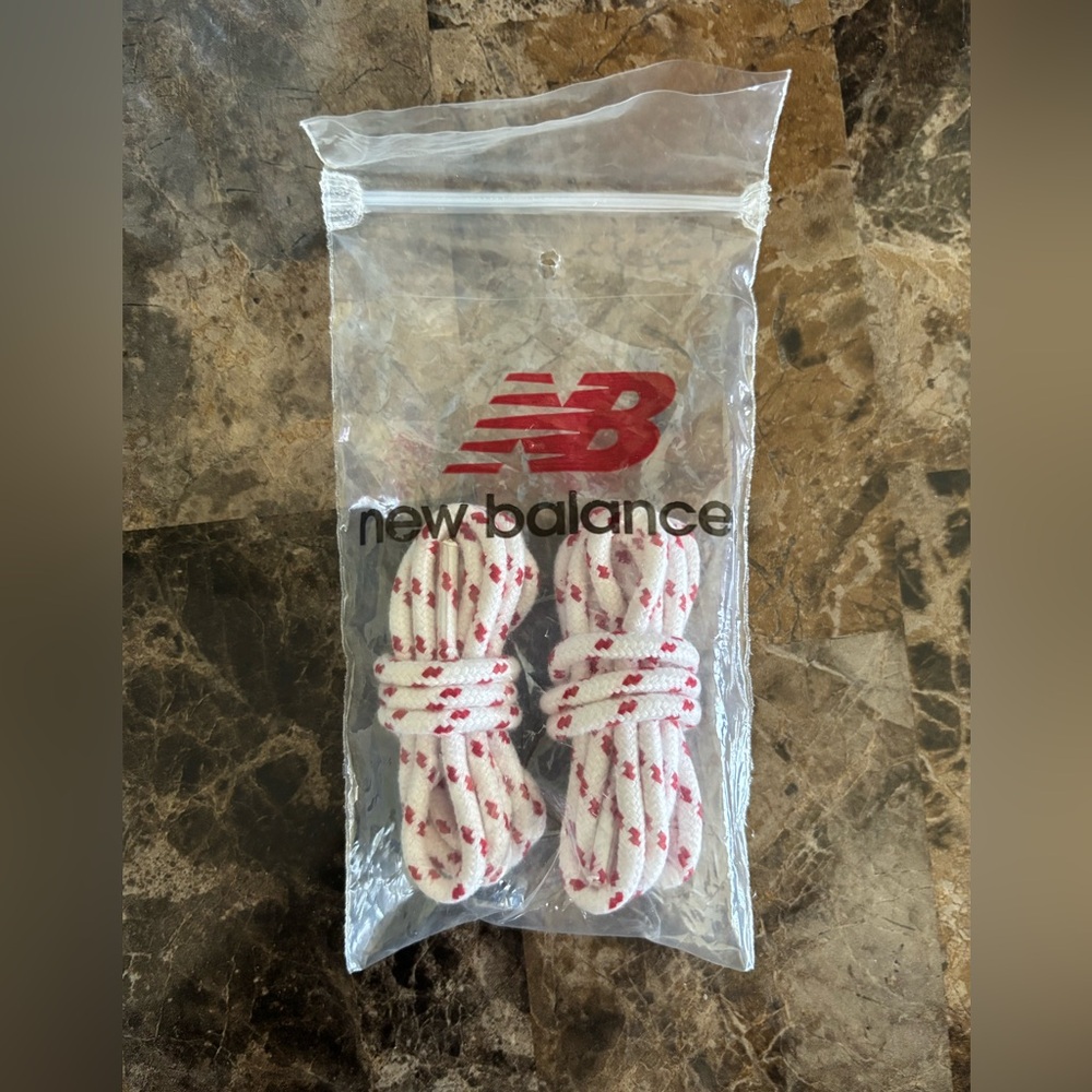 New Balance Shoe Laces  FITS WOMEN’S Sz 6.5 Sneaker White/Red Shoestrings New